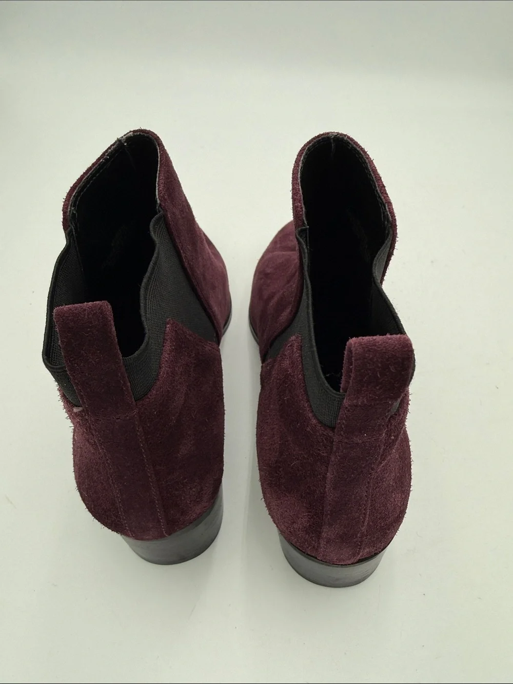 Marc Fisher Burgundy Suede Pointed Chelsea Booties women 9M pull on casual retro